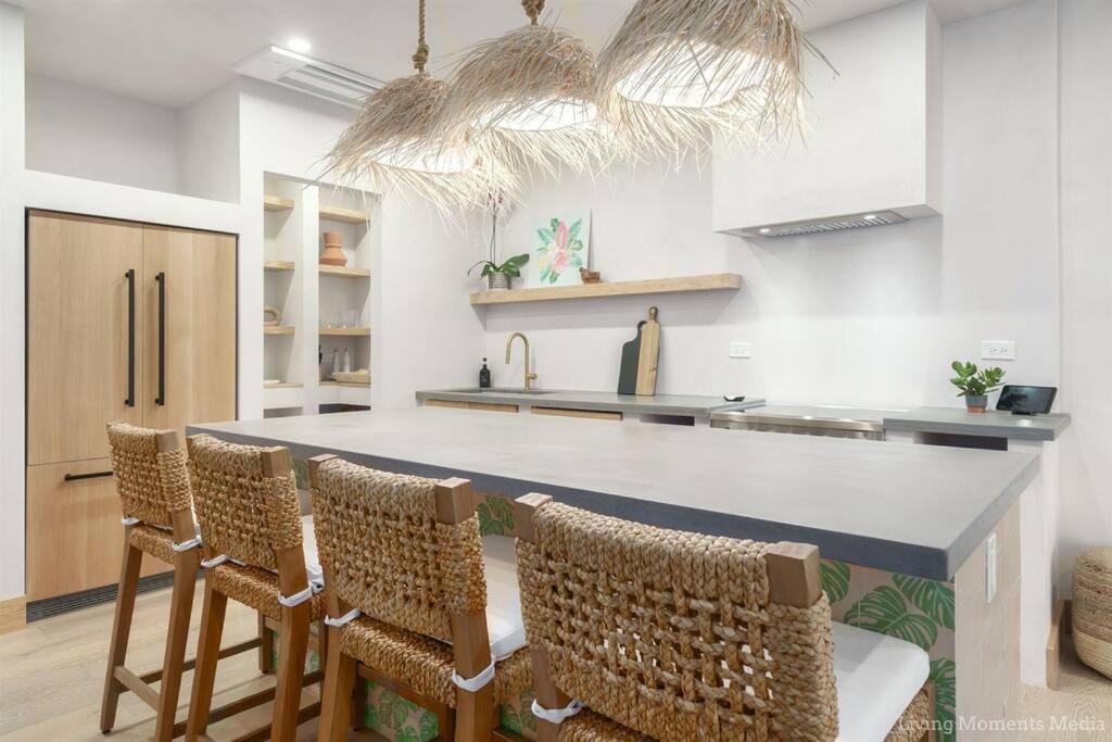 Апартаменти Aloha Moon - A Chic And Dreamy Modern Tropical Hideaway! Вайлеа Екстер'єр фото