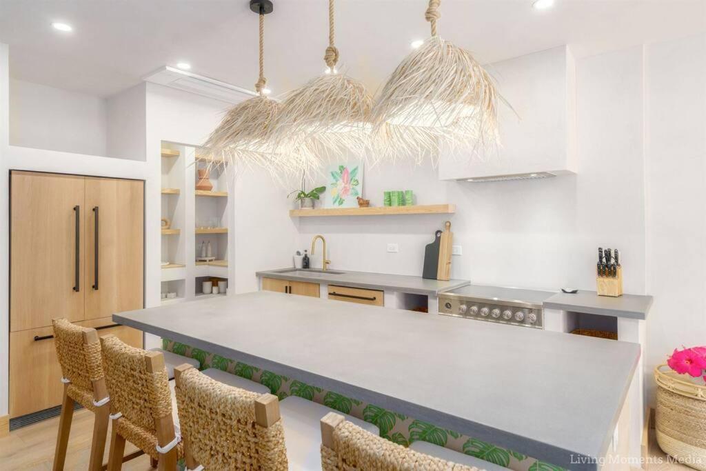 Апартаменти Aloha Moon - A Chic And Dreamy Modern Tropical Hideaway! Вайлеа Екстер'єр фото